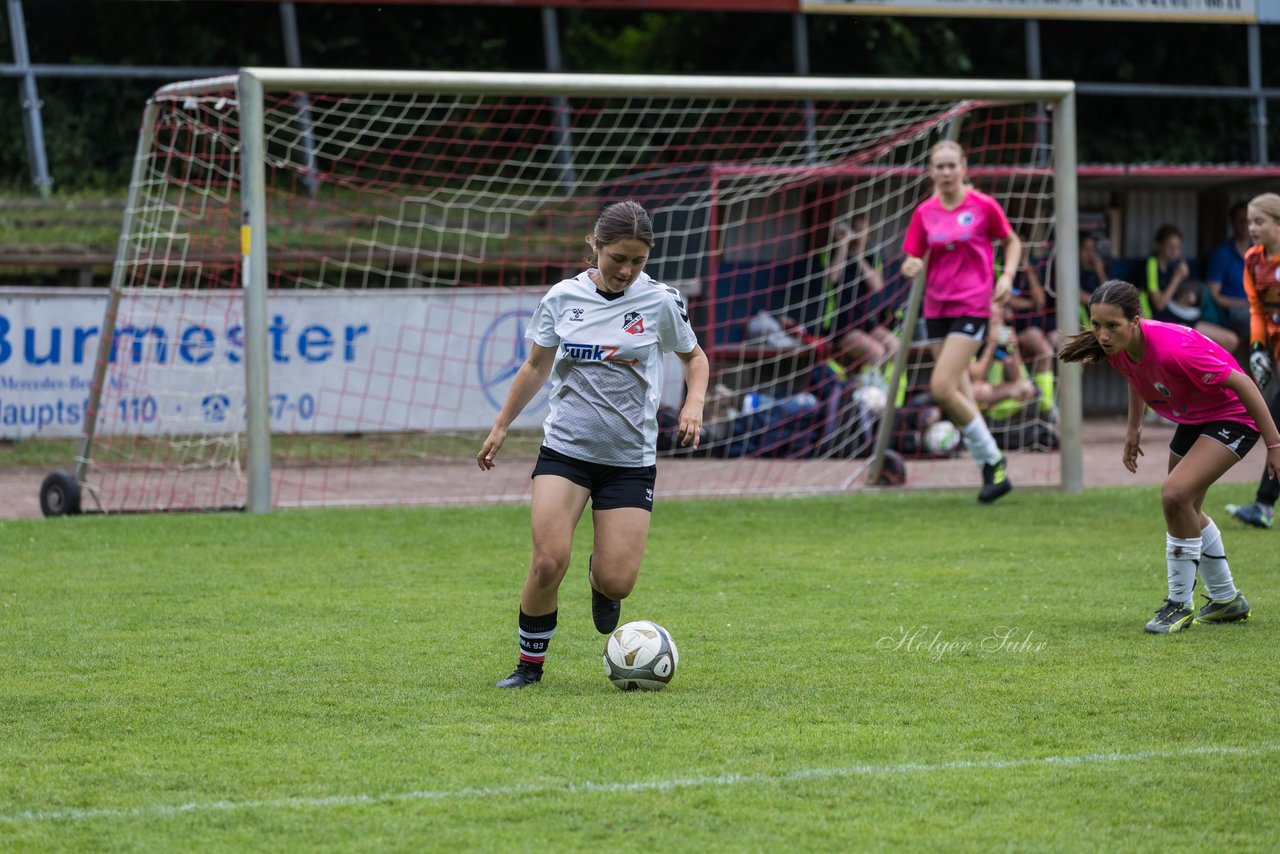 Bild 230 - Loewinnen Cup